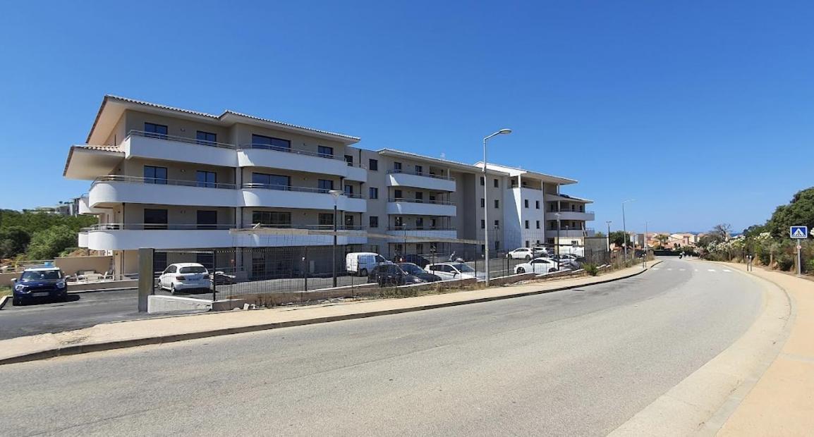 Les Hameaux de Porticcio Agosta Porticcio - Plage A 200M - T2 Neuf Entre Mer & Maquis - Barbecue- Res Fiore Di Maghja - Parking - Wifi - 4 Pers מראה חיצוני תמונה